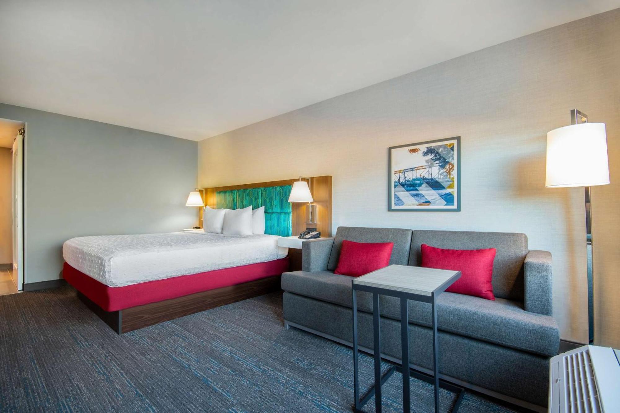 Hampton Inn East Aurora Экстерьер фото