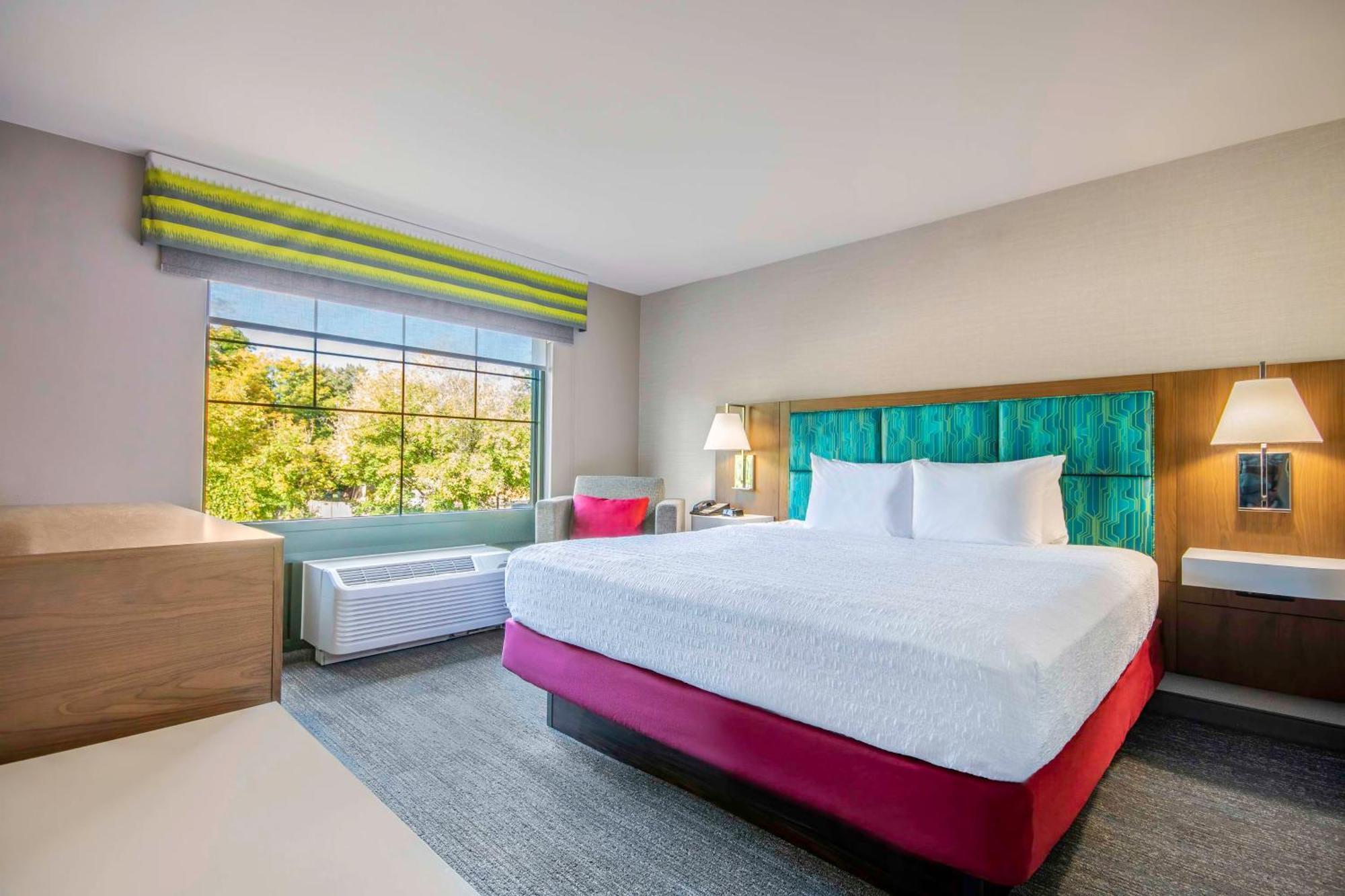 Hampton Inn East Aurora Экстерьер фото
